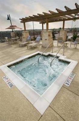 фото отеля Embassy Suites San Marcos