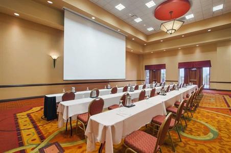 фото отеля Embassy Suites San Marcos