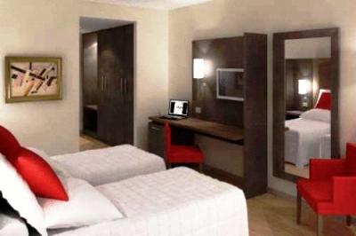 фото отеля Hotel Roma Rooms and Suites Fiumicino
