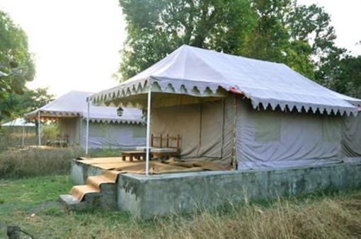 фото отеля Bandhavgarh Meadows