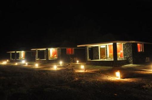 фото отеля Bandhavgarh Meadows