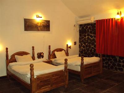 фото отеля Bandhavgarh Meadows
