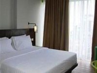 Maxonehotels @ Vivo Palembang
