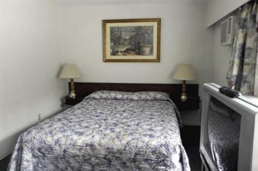 фото отеля Inntowne Motel Hope
