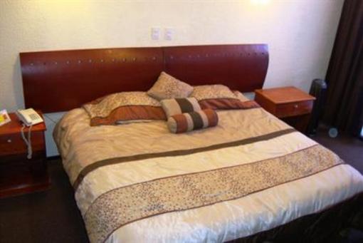 фото отеля Hotel Rincon Real Suites