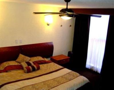 фото отеля Hotel Rincon Real Suites