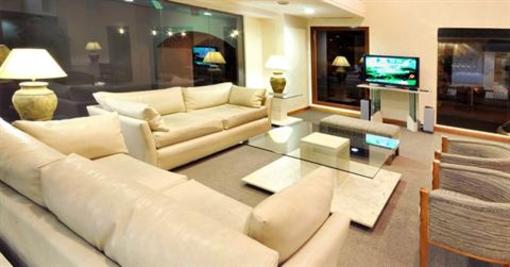 фото отеля Hotel Argos Bahia Blanca