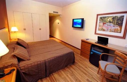 фото отеля Hotel Argos Bahia Blanca