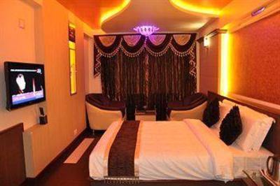 фото отеля Hotel Astoria Residency