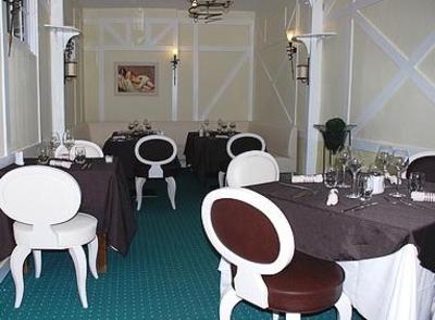 фото отеля Hotel Les Tonnelles