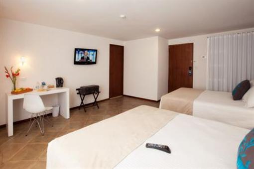 фото отеля Descanseria Hotel Business and Pleasure