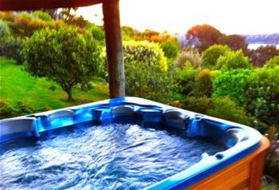 фото отеля Le Chalet Waiheke Apartments