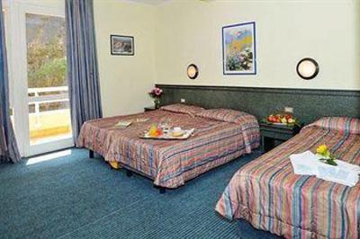 фото отеля Internazionale Hotel Torri del Benaco