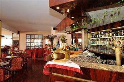 фото отеля Internazionale Hotel Torri del Benaco