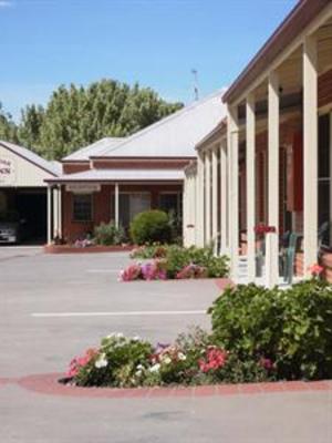 фото отеля Yackandandah Motor Inn