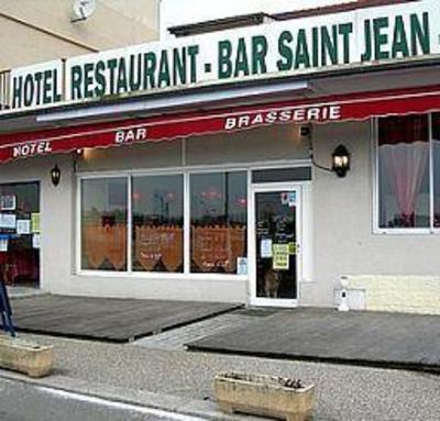 фото отеля Le Saint-Jean Logis
