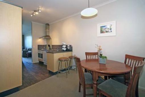 фото отеля Raumati Sands Resort