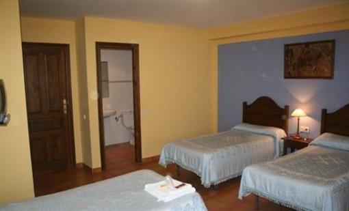 фото отеля Hotel Meson De Colungo