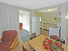 фото отеля Kon Tiki Motel Apartments Batehaven