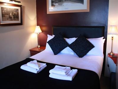 фото отеля Eagle Child Inn