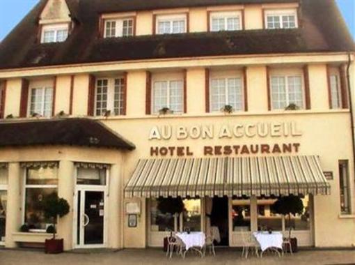 фото отеля Au Bon Accueil Juvigny-sous-Andaine