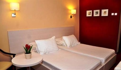 фото отеля Sport B90 Hotel Buzau