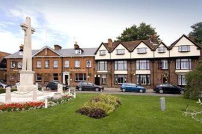 фото отеля Premier Inn Marlow