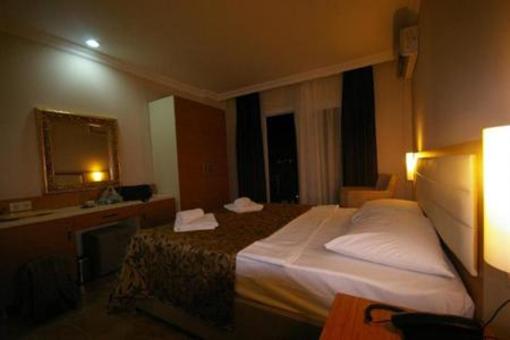 фото отеля Risa Hotel