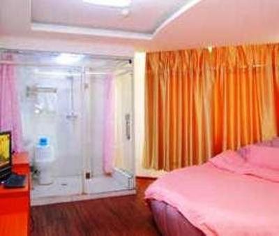 фото отеля Changchun Station Business Hotel