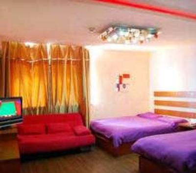 фото отеля Changchun Station Business Hotel