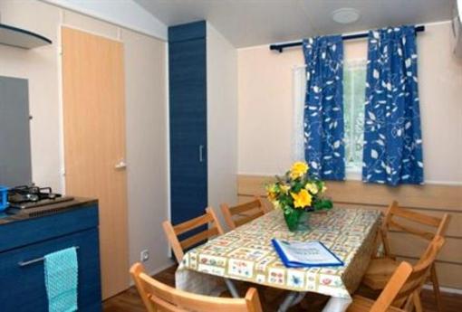 фото отеля Le Bourdieu Hotel Durfort