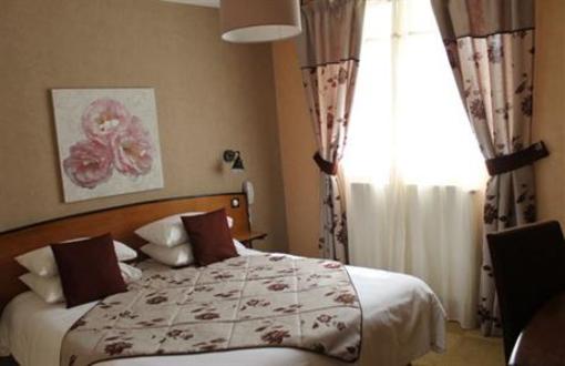 фото отеля Auberge Du Saint Verand