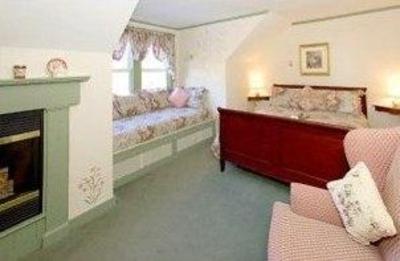 фото отеля Rosewood Country Inn