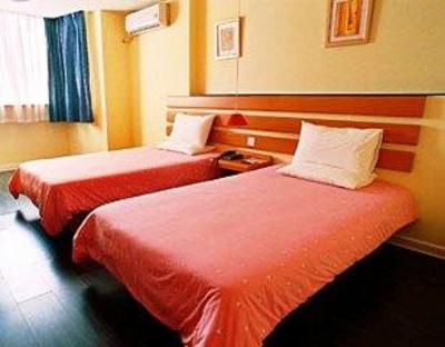 фото отеля Home Inn Xianqian West Street Yongding Bridge