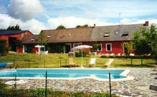 фото отеля Logis Des Aulnays