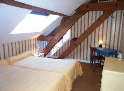 фото отеля Logis Des Aulnays