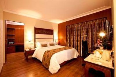 фото отеля Goldfinch Hotel Bangalore