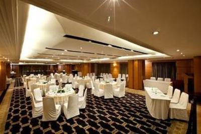 фото отеля Goldfinch Hotel Bangalore