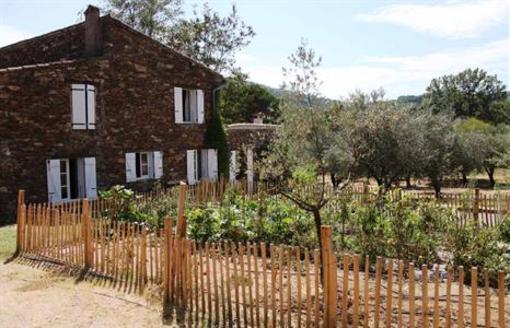 фото отеля Clos Saint Clement