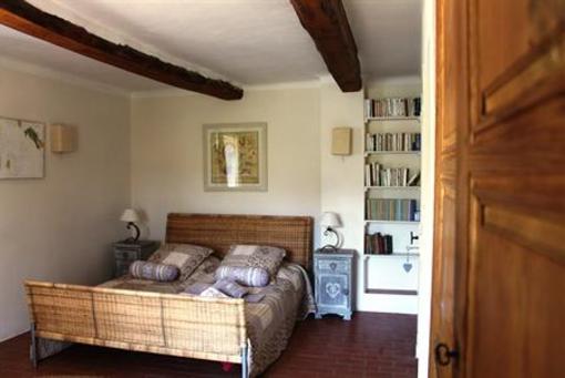 фото отеля Clos Saint Clement