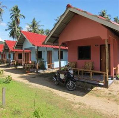 фото отеля Isara Lanta Resort