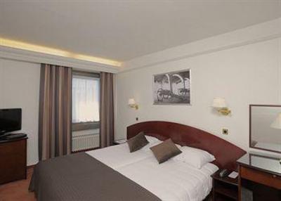 фото отеля Hotel Astoria Geneva