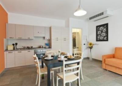 фото отеля Helianthus Residence