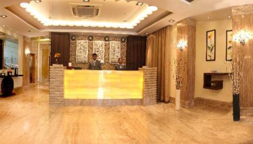 фото отеля Pristine Residency Hotel