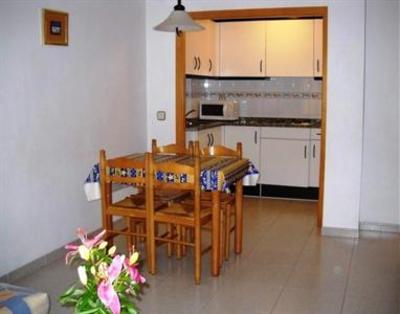 фото отеля Apartamentos Chillon