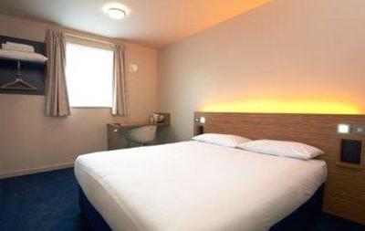 фото отеля Travelodge Birmingham Halesowen