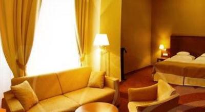фото отеля Hotel Magyar Kiraly