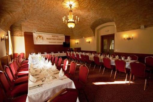 фото отеля Hotel Magyar Kiraly