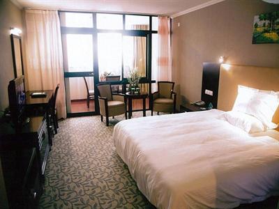 фото отеля GreenTree Inn Lianyungang Jiefang East Road