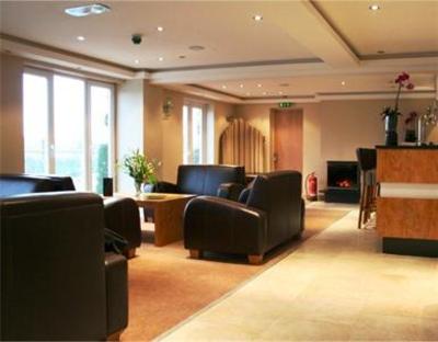 фото отеля Clough Manor Hotel Denshaw